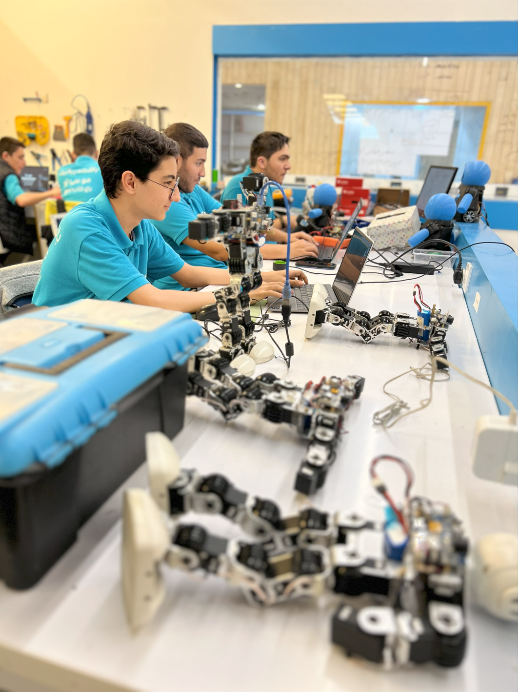 شعبه برج تماس چیتگر